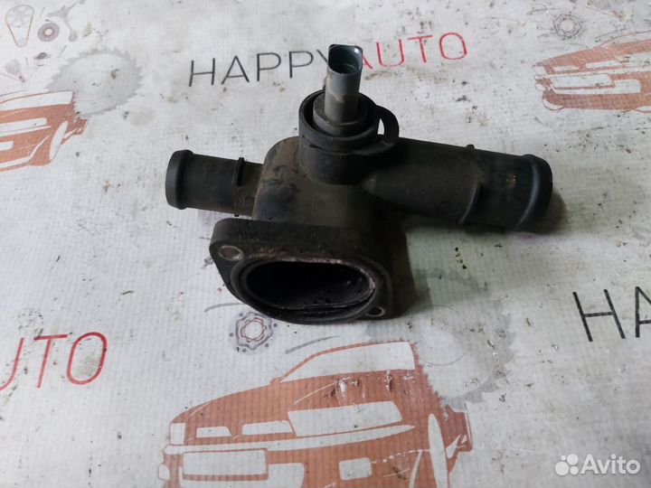 Фланец системы охлаждения Skoda Octavia A5