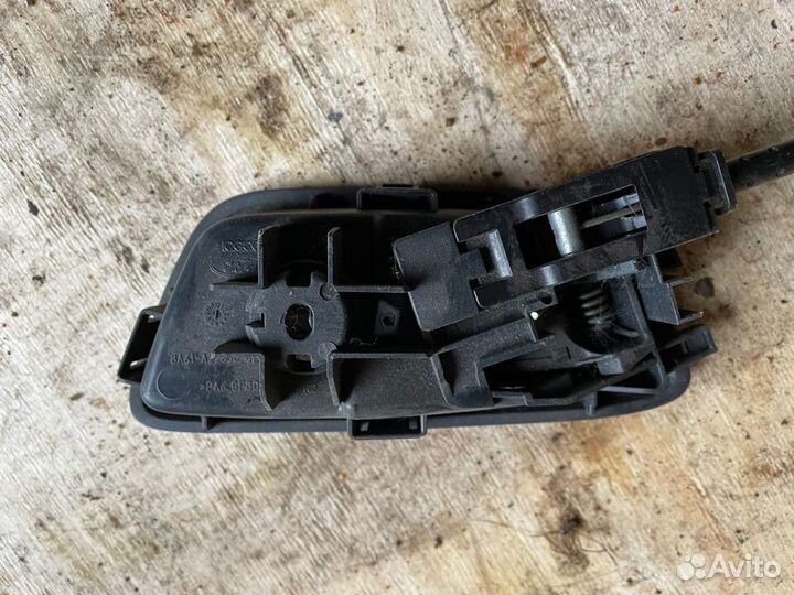 Фиеста 6 мк задняя правая ручка внутренняя