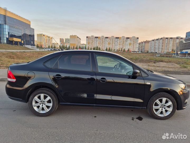 Volkswagen Polo 1.6 AT, 2011, 166 800 км