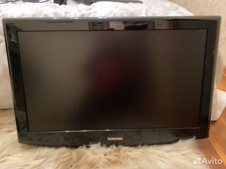 Телевизор samsung le32r81b C