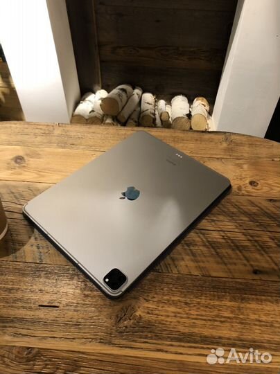 Apple iPad pro 12.9 256gb cellular