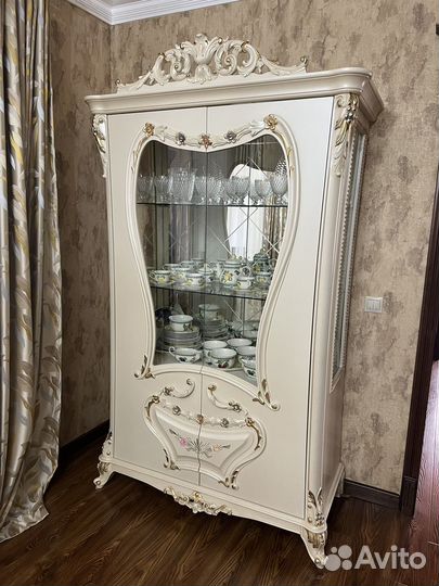 Мебель для посуды горка