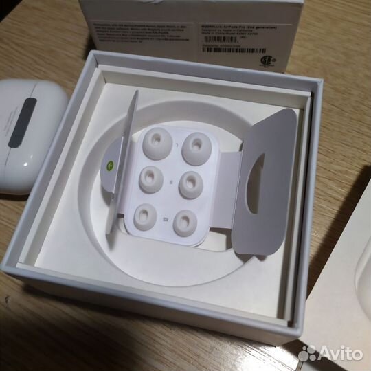 Беспроводные наушники Apple Airpods pro 2