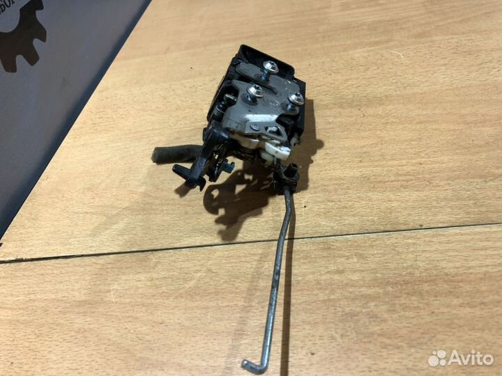 Замок двери задней правой Chevrolet Lacetti