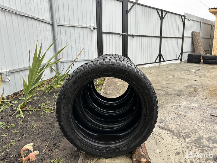 Toyo CFt 225/45 R17