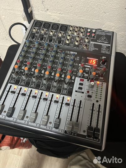 Микшерный пульт behringer x1204usb