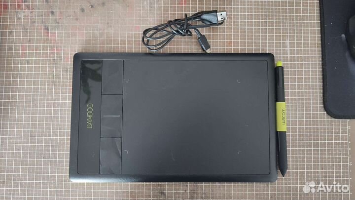 Графический планшет Wacom Bamboo Pen&Touch
