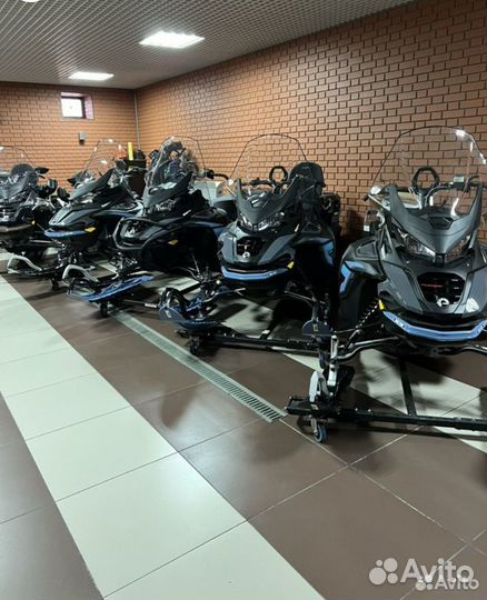 BRP lynx Commander STD 900 ace 2025