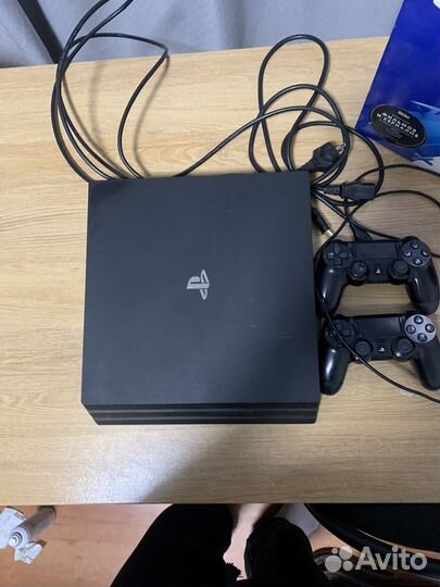 Sony PS4 pro 1tb