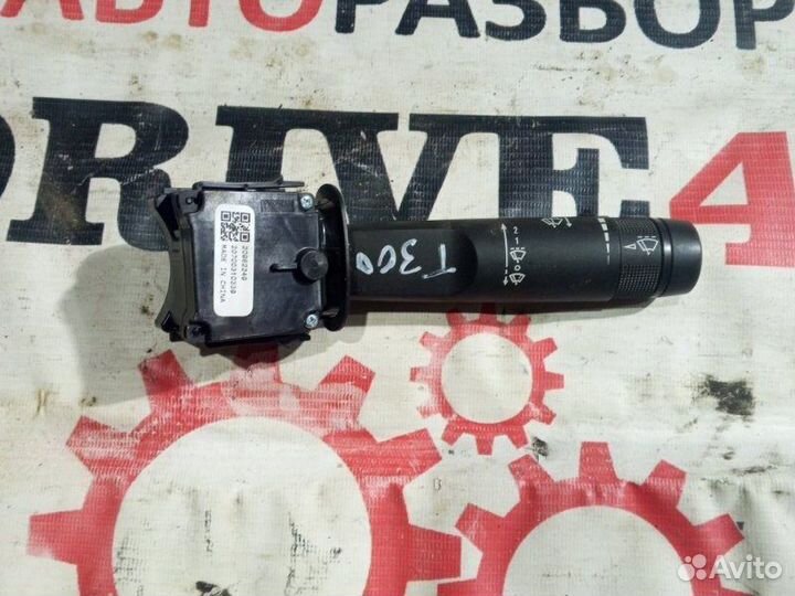 Подрулевой переключатель Chevrolet Aveo T300 1.6