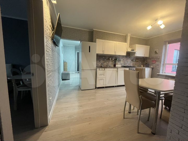 3-к. квартира, 79 м², 9/10 эт.