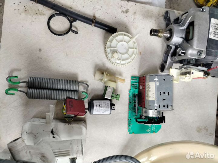 Запчасти на стиральную zanussi aquacycle 800