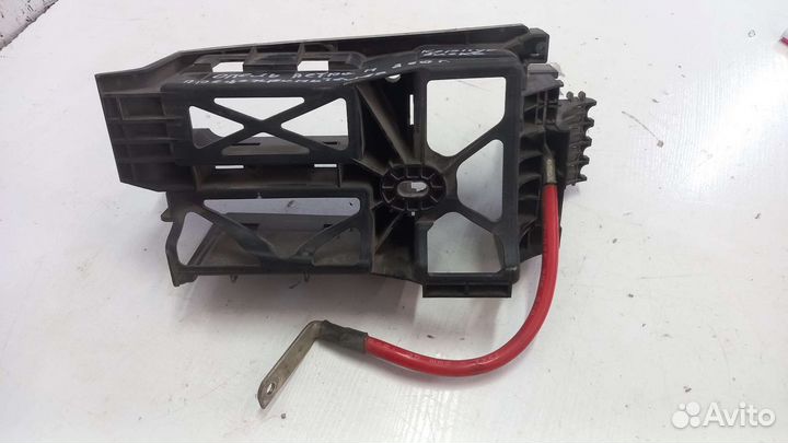 Корпус предохранителей Opel Astra H