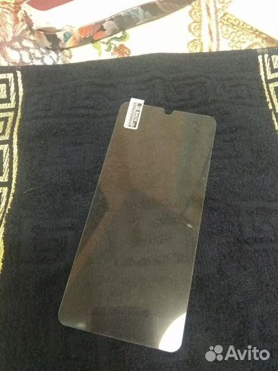 Стекло для телефона Redmi 8