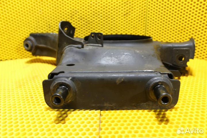 Рычаг подвески задний левый Nissan Teana L33