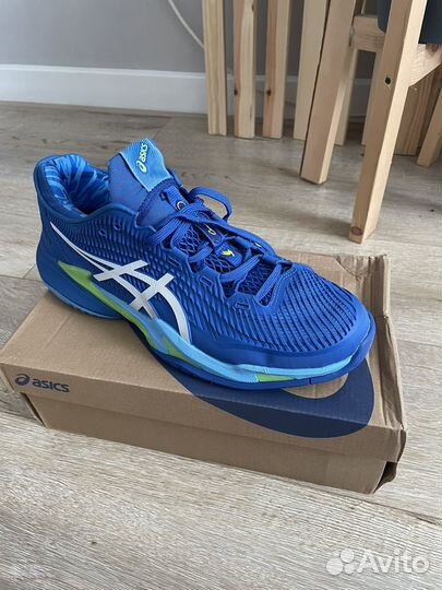 Теннисные кроссовки asics