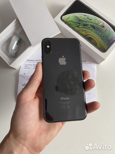 iPhone Xs, 64 ГБ