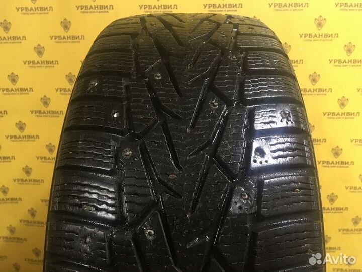 Nokian Tyres Hakkapeliitta 7 215/55 R16 97