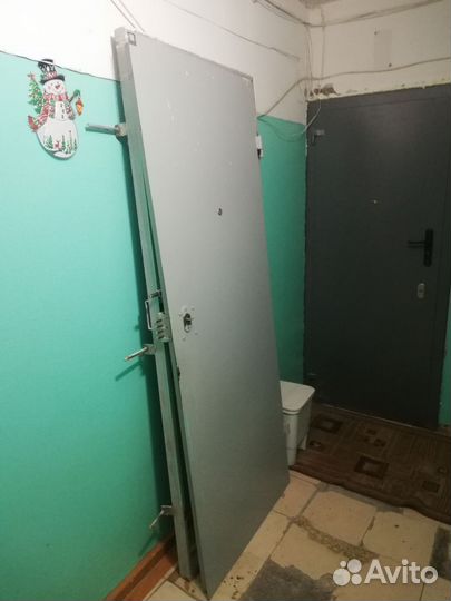 Дверь входная металлическая