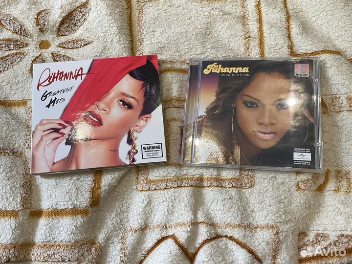 Музыкальные cd диски Rihanna