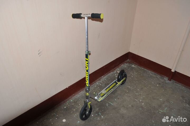 Самокат взрослый с большими колесами