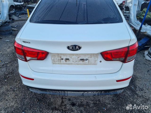 Крышка багажника Киа Рио 3