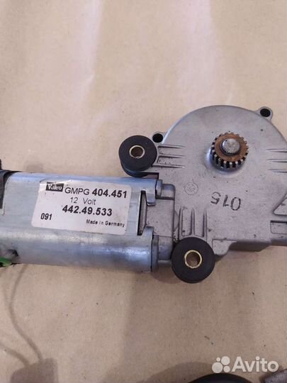 Блок упр.и мотор люка Volvo S60 S80 V70 XC70 XC90