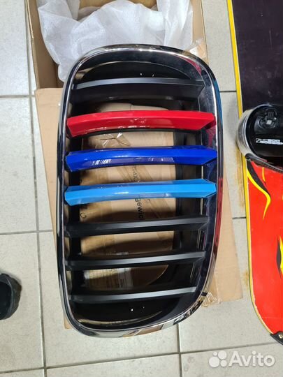 Ноздря решетка радиатора BMW Х5 Х6 51317157688