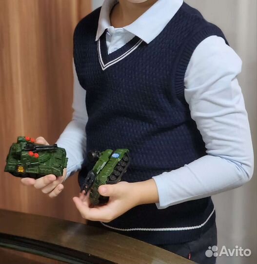 Школьный жилет для мальчика 