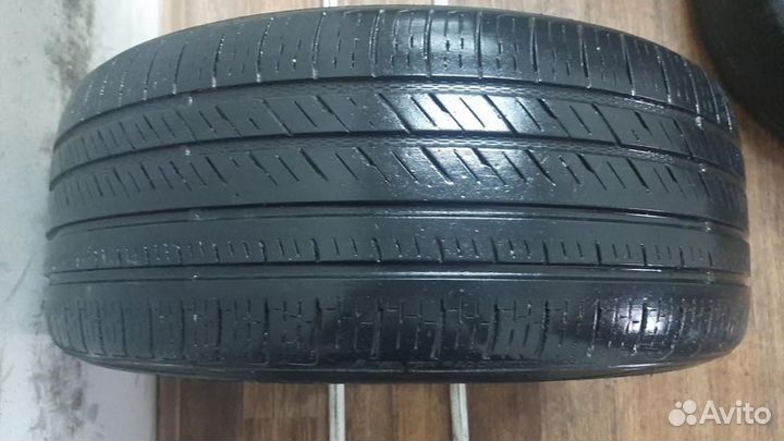 Vitour Tempesta Quattro 4-season 235/50 R19