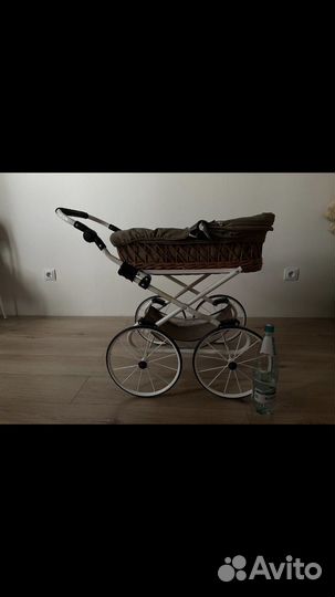 Игрушечная коляска