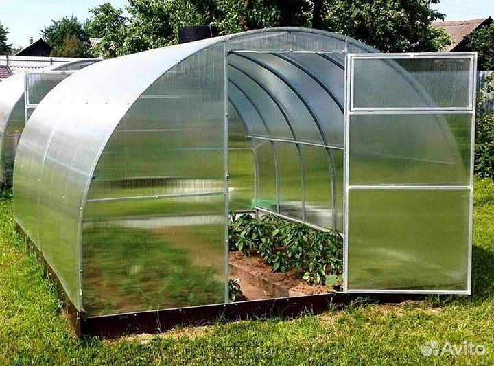 Теплицы с покрытием из поликарбоната