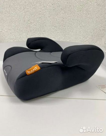 Автокресло-бустер