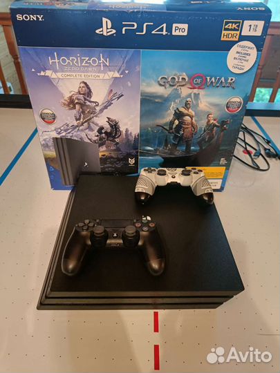 Sony Playstation 4 pro 1tb