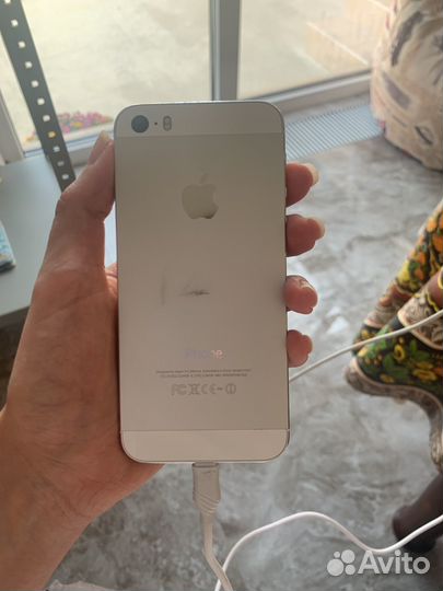 iPhone 5S, 16 ГБ