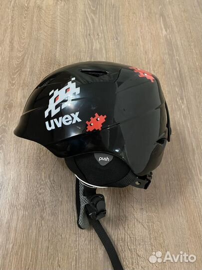 Горнолыжный шлем с маской