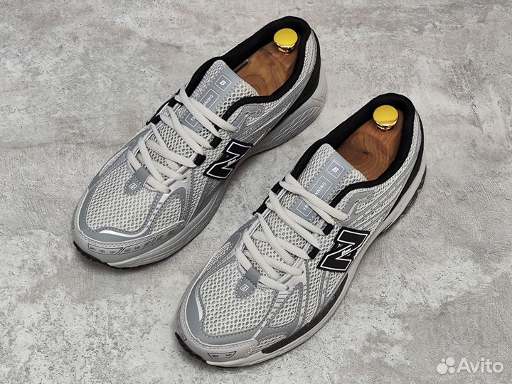 Кроссовки мужские new balance