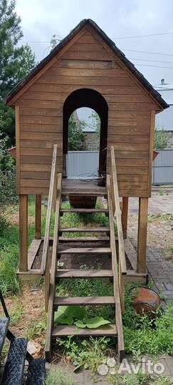 Детский деревянный домик с песочницей и горкой