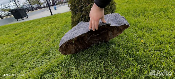 Искусственный камень на люк