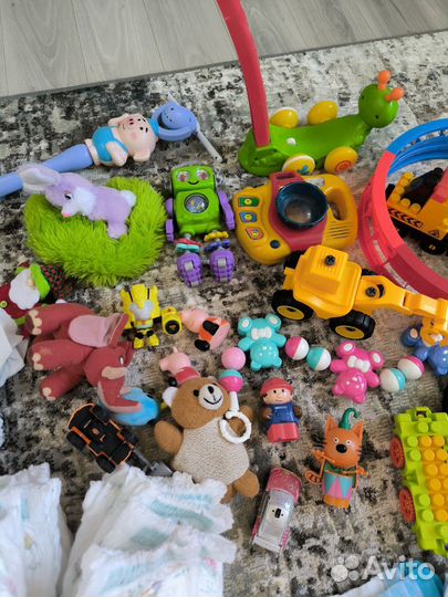 Памперсы 4/5 р.Pampers трусики+ пакет игрушек