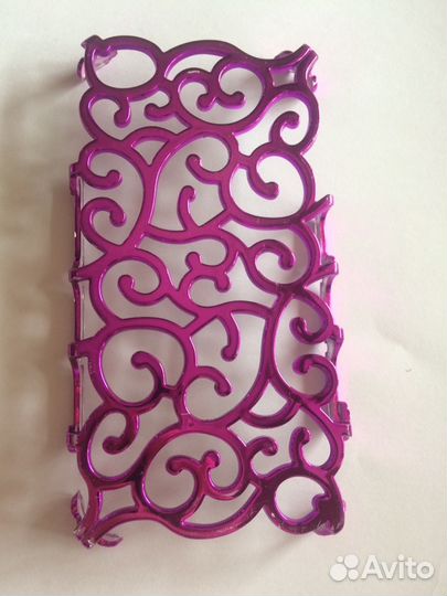 Чехлы на iPhone 4/4s