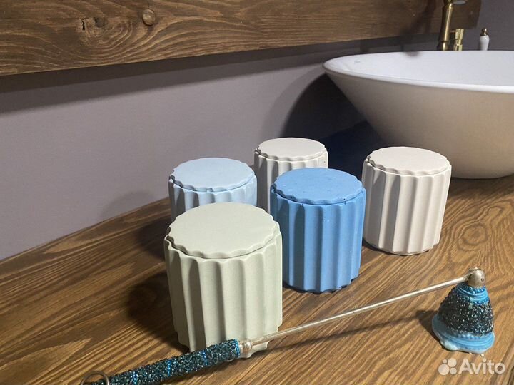 Свеча в гипсовом стакане с крышкой