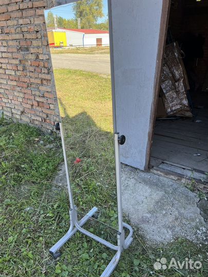 Зеркало напольное