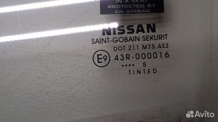 Стекло боковой двери Nissan Pathfinder, 2009