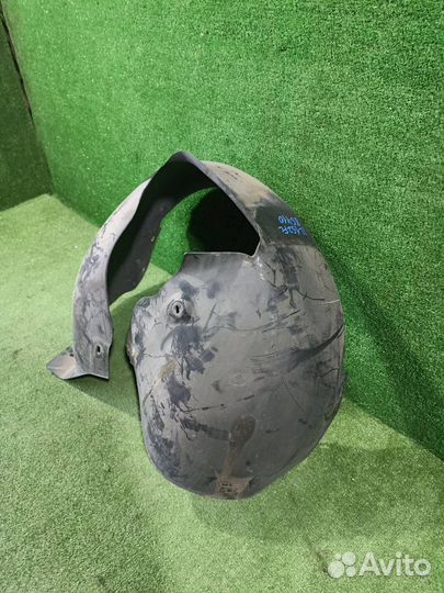 Подкрылок передний левый Volkswagen Golf 6 caxa