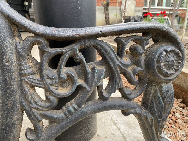 Старинная чугунная садовая лавочка (комплект)