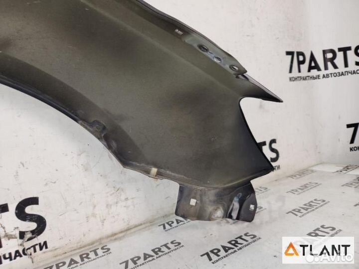 Крыло переднее левое mazda axela