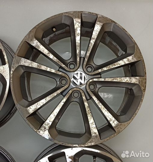 Диски Литые Volkswagen R17