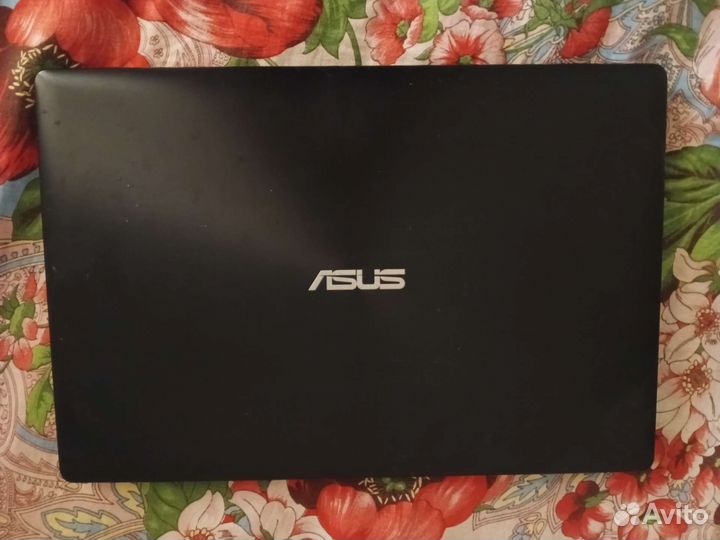 Ноутбук asus