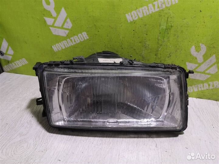 Фара правая Ауди 80 90 Б3